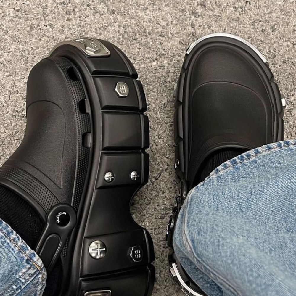 Balenciaga crocs